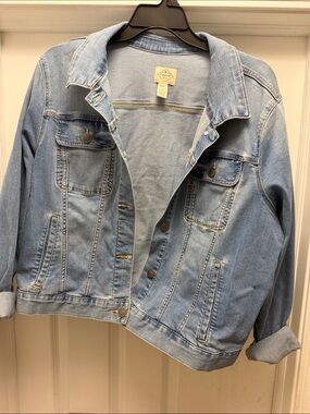 St. John's Bay Light Blue Denim Jacket - Women's Casual Trucker